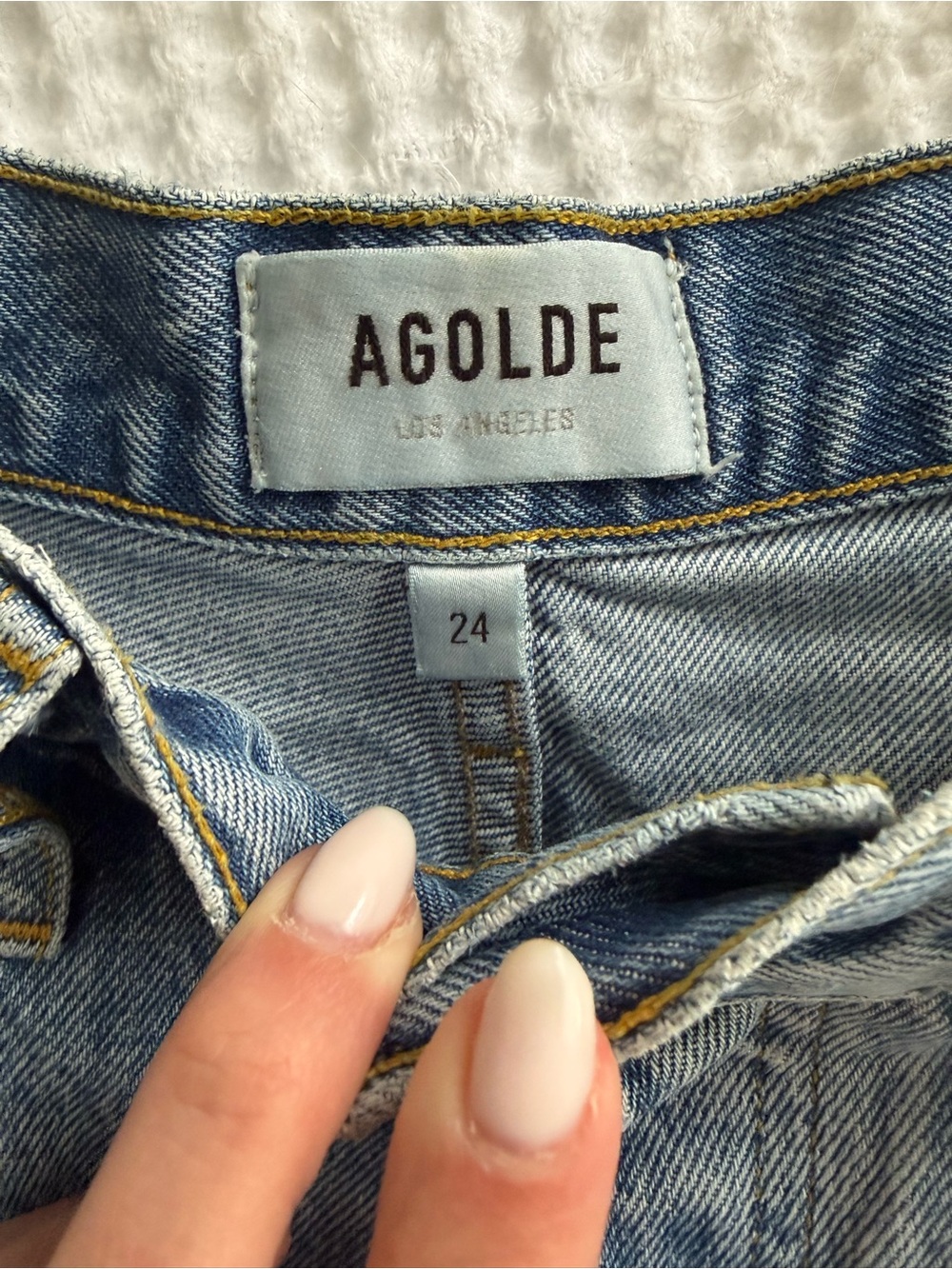 AGOLDE Dee Ultra High Waist Denim Shorts - Picture 6 of 10